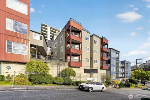 524 6th Ave W #110, Seattle, WA 98119