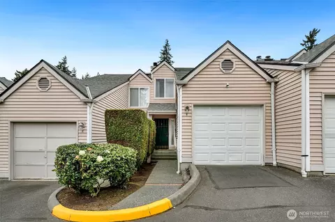 1825 S 330th St #E7, Federal Way, WA 98003