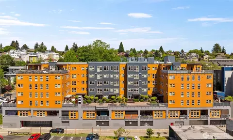 827 Hiawatha Pl S #515, Seattle, WA 98144
