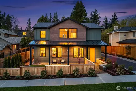 11416 NE 90th St, Kirkland, WA 98033