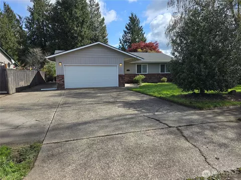 4002 Oak St, Longview, WA 98632