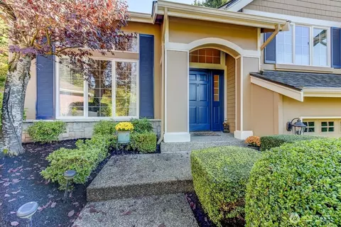 Exterior - 20019 27th Dr SE, Bothell, WA 98012 photo 3 of 7