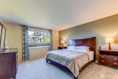 Bedroom - 20019 27th Dr SE, Bothell, WA 98012 photo 1 of 4