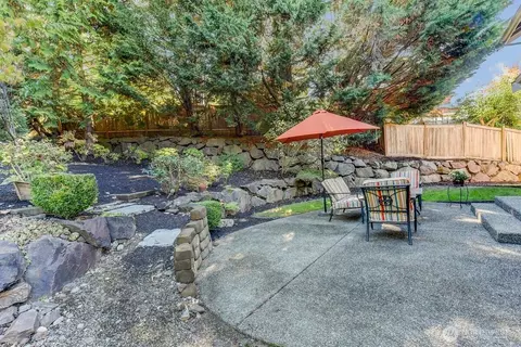 Exterior - 20019 27th Dr SE, Bothell, WA 98012 photo 7 of 7