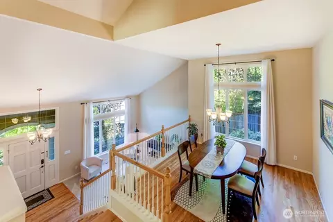 Dining - 20019 27th Dr SE, Bothell, WA 98012 photo 2 of 3