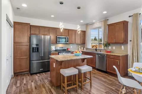 Kitchen - 20105 61st Avenue Ct E, Spanaway, WA 98387 photo 1 of 3