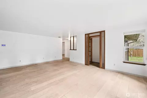 Living - 371 Dungeness Mdws, Sequim, WA 98382 photo 3 of 8