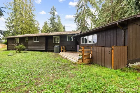 Exterior - 371 Dungeness Mdws, Sequim, WA 98382 photo 4 of 7