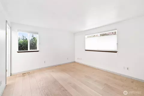 Bedroom - 371 Dungeness Mdws, Sequim, WA 98382 photo 1 of 4