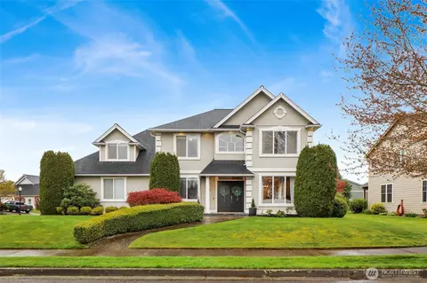 737 Sunrise Dr, Lynden, WA 98264