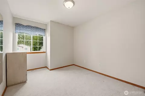 Bedroom - 9608 25th Dr SE, Everett, WA 98208 photo 4 of 5