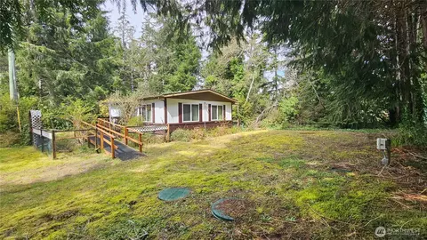 2005 200th Ln, Ocean Park, WA 98640