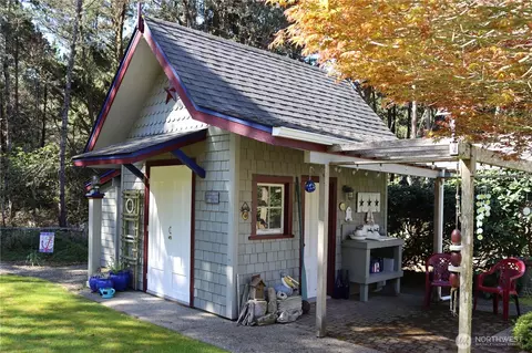 Exterior - 1222 194th St W, Long Beach, WA 98631 photo 7 of 11