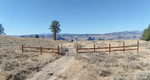 54 Wolf Holler Rd, Waterville, WA 98858