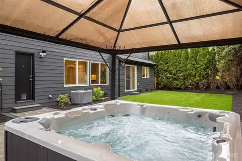 Exterior - 4416 239th Pl SE, Bothell, WA 98021 photo 3 of 5