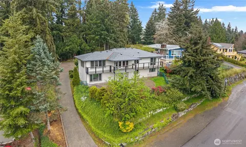 10203 45th St E, Edgewood, WA 98372