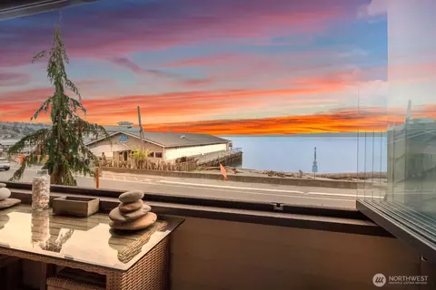 700 S 282nd St #722, Des Moines, WA 98198