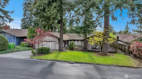 5003 125th Ave SE, Bellevue, WA 98006