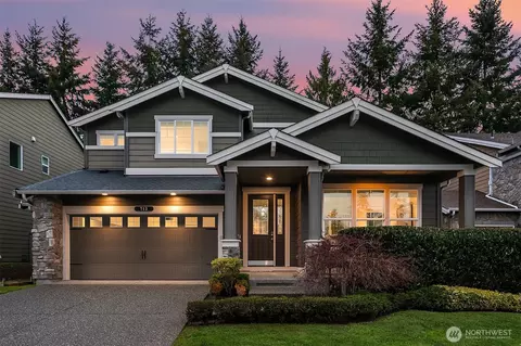 713 170th Pl SW, Lynnwood, WA 98037