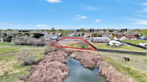 5189 Crystal Springs Pl NE, Moses Lake, WA 98837