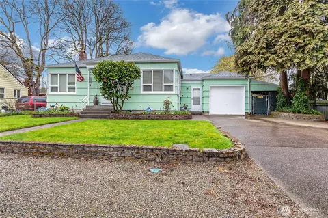 514 115th St S, Tacoma, WA 98444