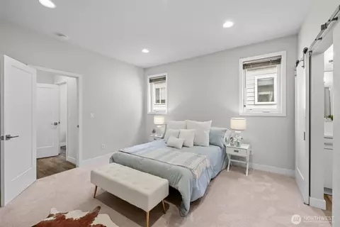 Bedroom - 10308 NE 189th St #A, Bothell, WA 98011 photo 4 of 5