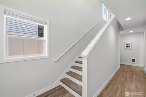 Entry Way - 10308 NE 189th St #A, Bothell, WA 98011 photo 2 of 2