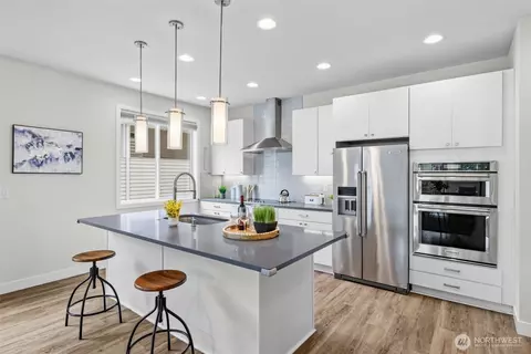Kitchen - 10308 NE 189th St #A, Bothell, WA 98011 photo 3 of 4