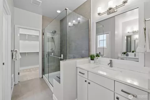 Bath - 10308 NE 189th St #A, Bothell, WA 98011 photo 3 of 3