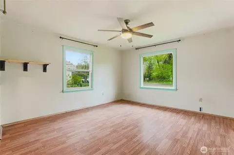 Living - 7316 166th Ave E, Sumner, WA 98390 photo 6 of 9
