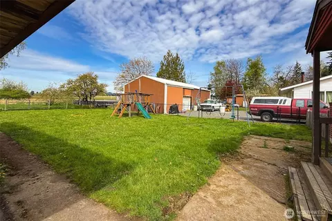Exterior - 7316 166th Ave E, Sumner, WA 98390 photo 3 of 10