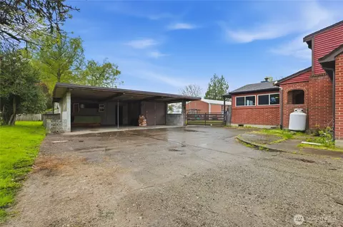 Exterior - 7316 166th Ave E, Sumner, WA 98390 photo 6 of 10