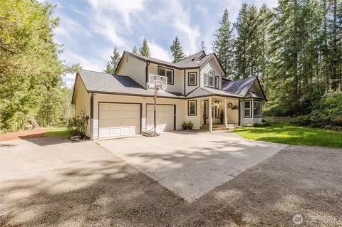 3414 NW Wild Ridge Ln, Bremerton, WA 98312