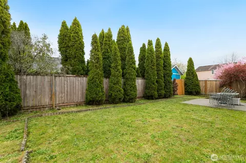 Exterior - 20121 12th Ave E, Spanaway, WA 98387 photo 4 of 4