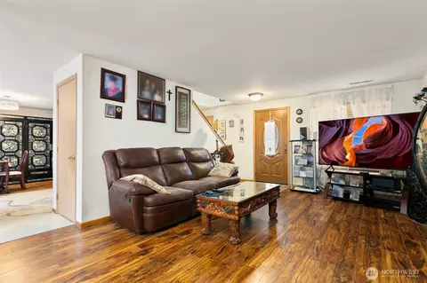 Living - 20121 12th Ave E, Spanaway, WA 98387 photo 3 of 3
