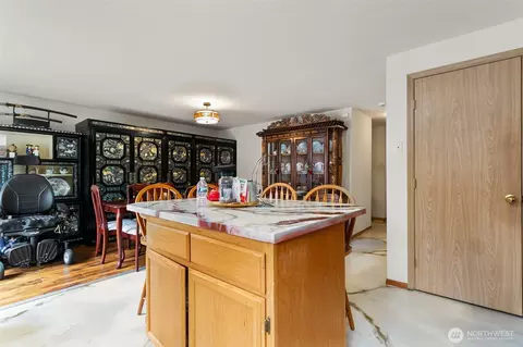 Kitchen - 20121 12th Ave E, Spanaway, WA 98387 photo 4 of 4