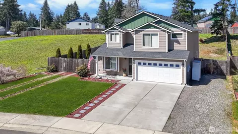 104 Lillian Ln SE, Rainier, WA 98576