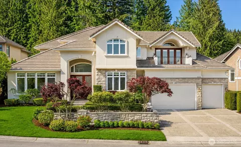 8255 154th Ave SE, Newcastle, WA 98059