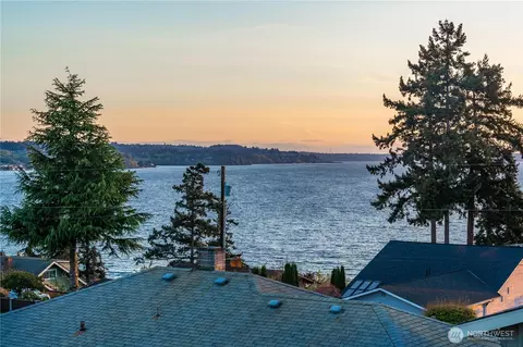 26445 Marine View Dr S, Des Moines, WA 98198