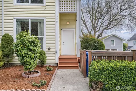 7710 Chicago Ct S, Seattle, WA 98118