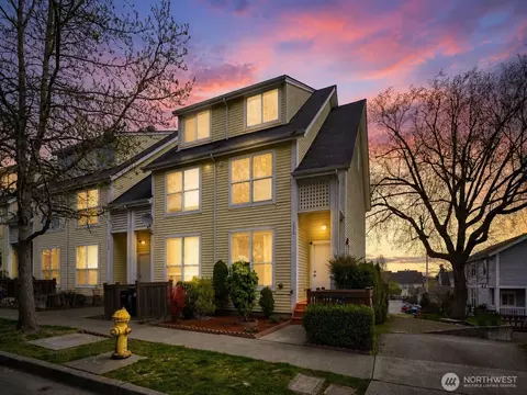7710 Chicago Ct S, Seattle, WA 98118