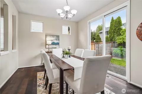 Dining - 111 Nellis Rd, Bothell, WA 98012 photo 2 of 2