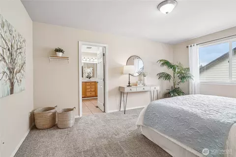 Bedroom - 111 Nellis Rd, Bothell, WA 98012 photo 2 of 6