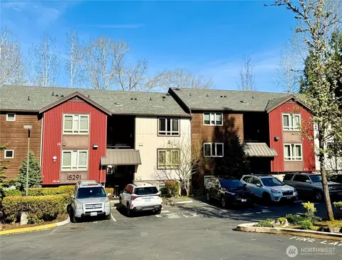 15291 NE 82nd St #302, Redmond, WA 98052
