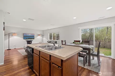 Kitchen - 18102 31st Ave SE, Bothell, WA 98012 photo 1 of 3