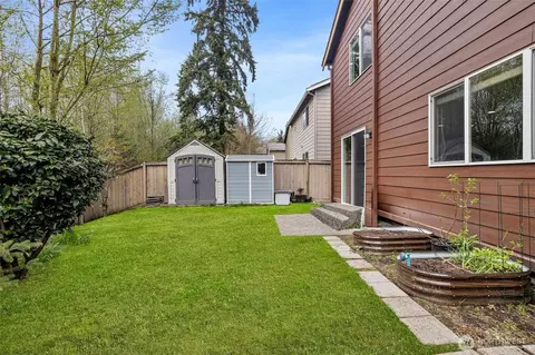 Exterior - 18102 31st Ave SE, Bothell, WA 98012 photo 4 of 7