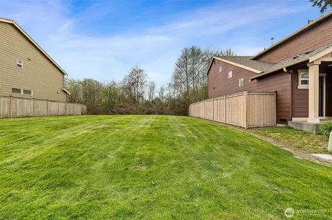 Exterior - 18102 31st Ave SE, Bothell, WA 98012 photo 5 of 7