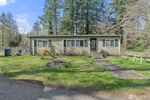 10030 NW Pioneer Rd, Seabeck, WA 98380