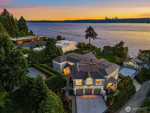 7545 NE 28th Pl, Medina, WA 98039
