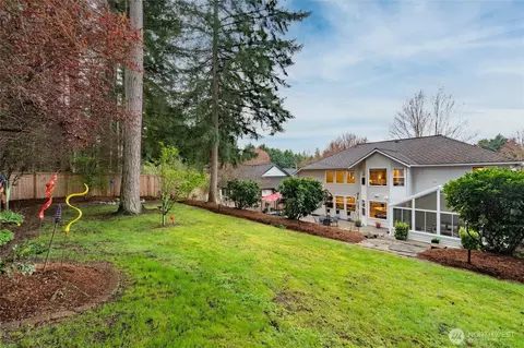 Exterior - 15211 SE 12th Dr, Mill Creek, WA 98012 photo 8 of 9